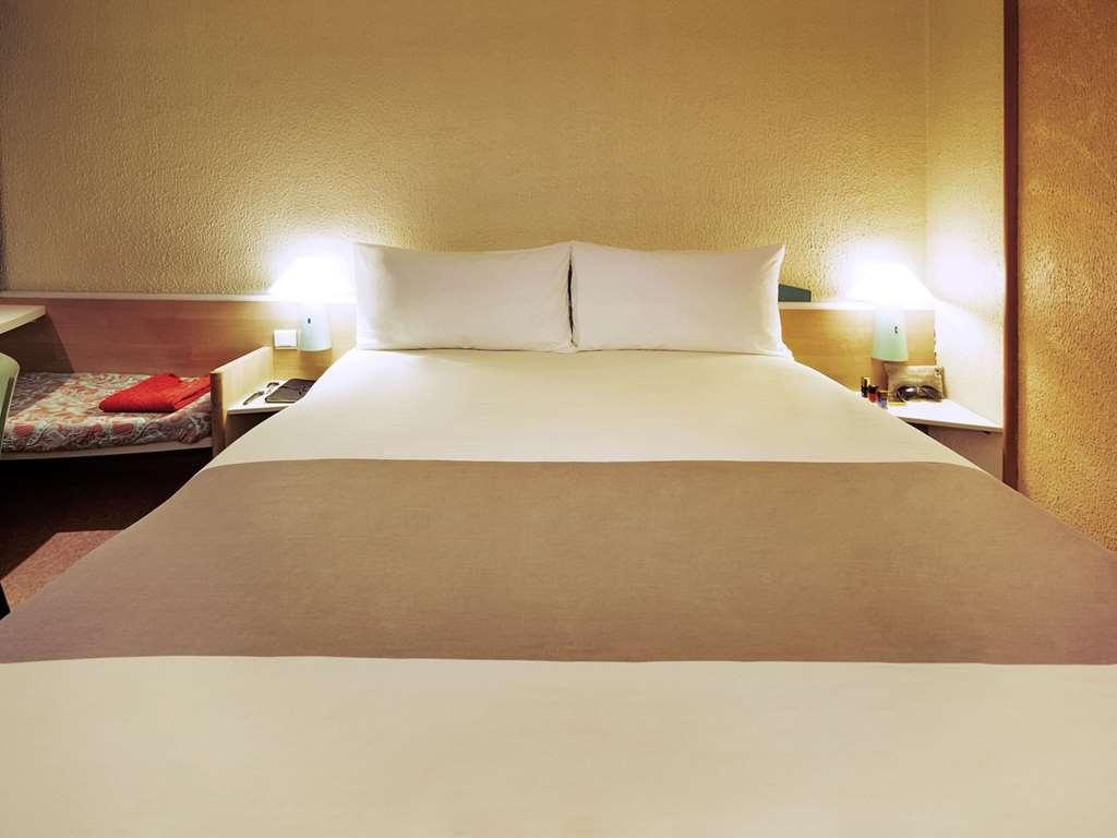 Ibis Nancy Centre Gare Et Congres Hotel Phòng bức ảnh