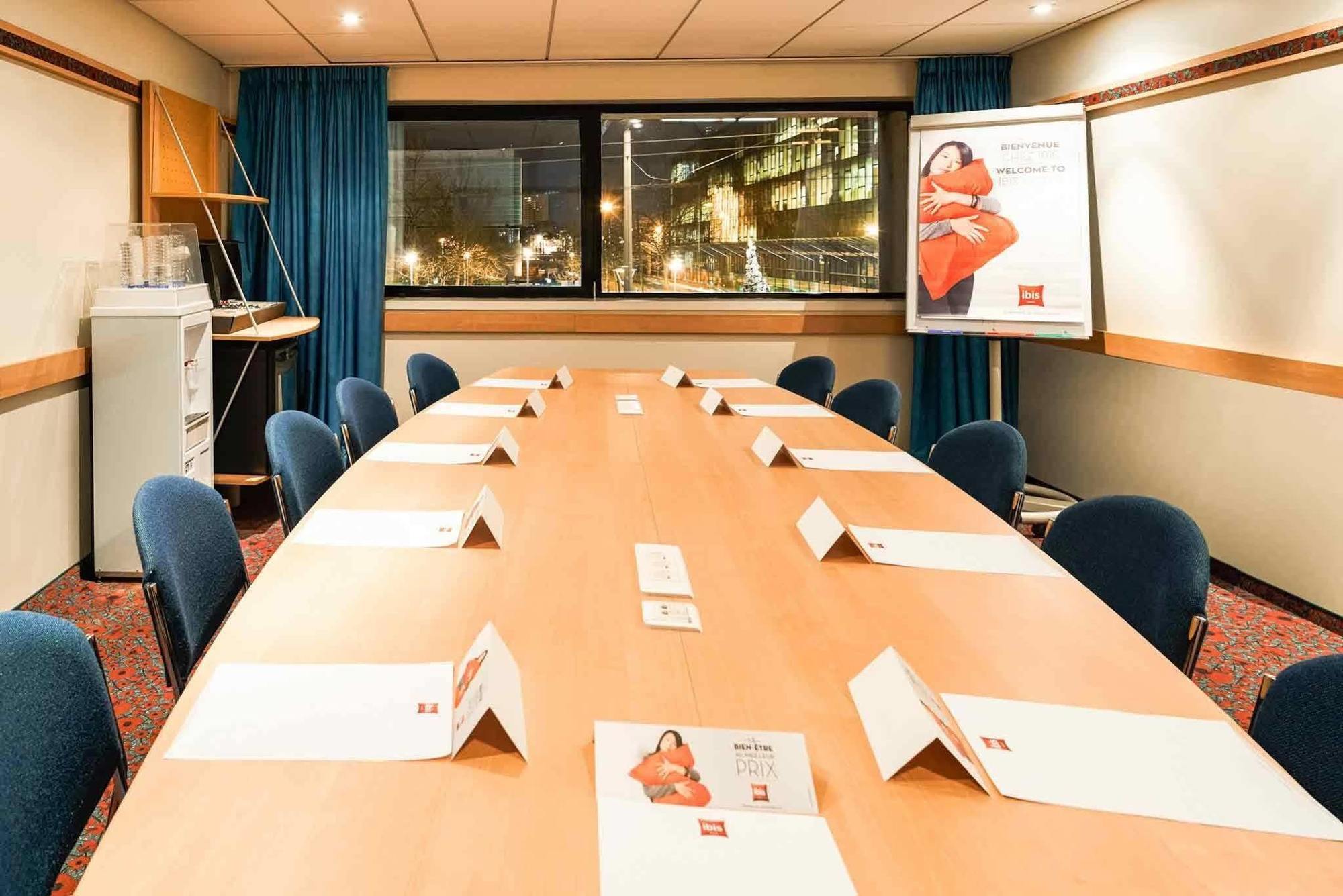 Ibis Nancy Centre Gare Et Congres Hotel Ngoại thất bức ảnh