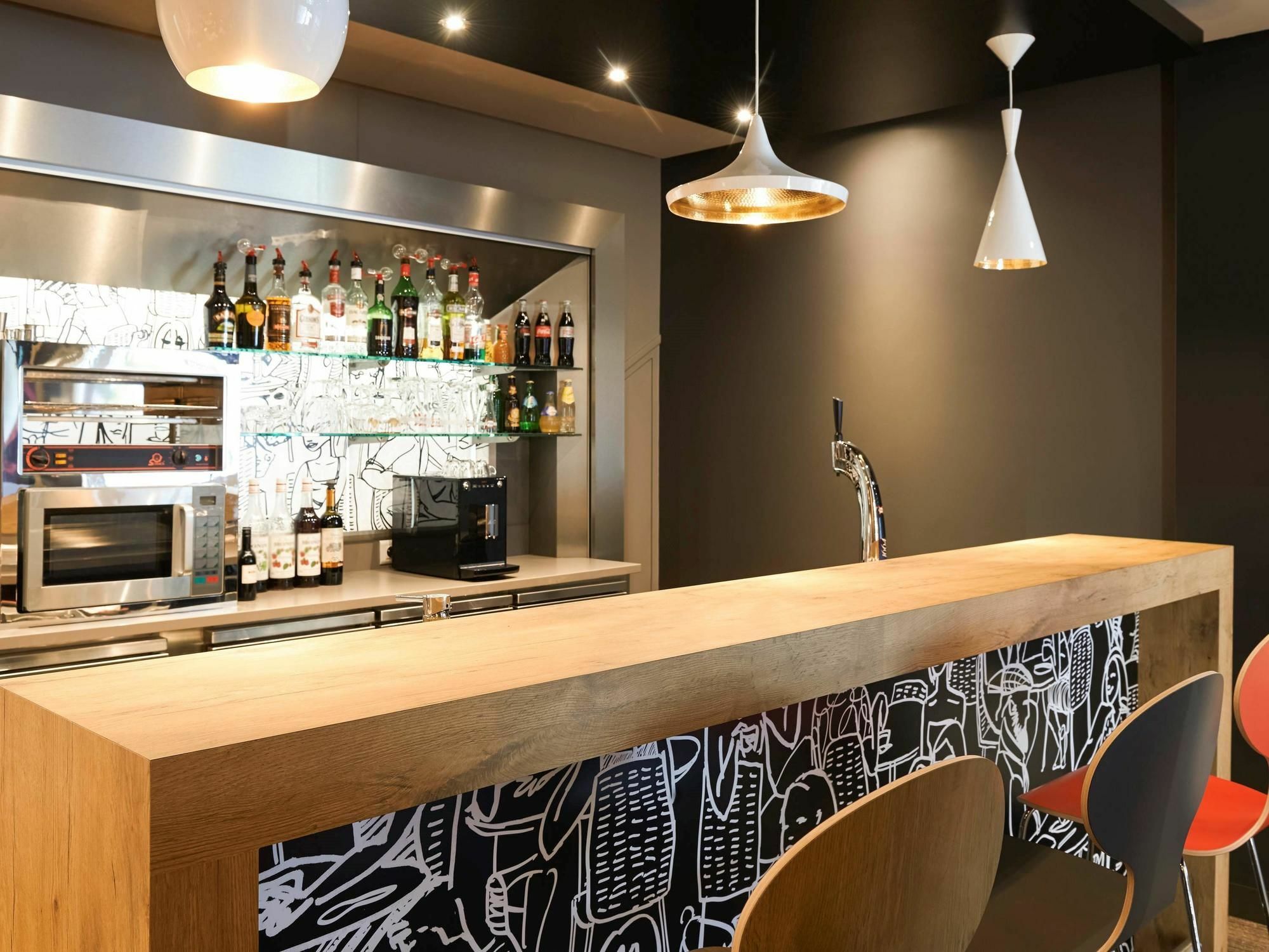 Ibis Nancy Centre Gare Et Congres Hotel Ngoại thất bức ảnh