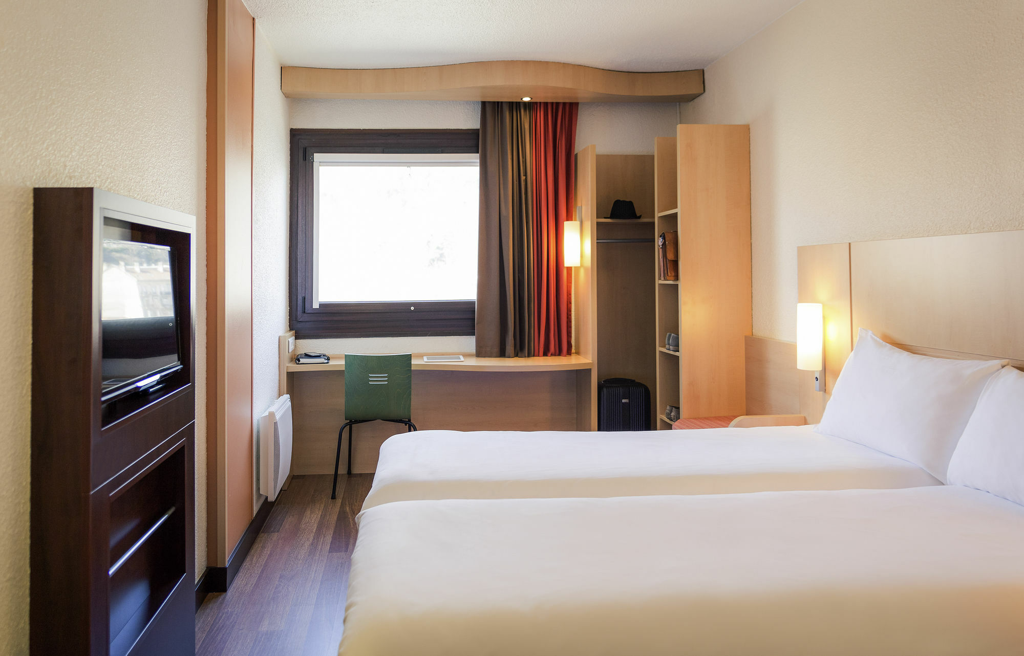 Ibis Nancy Centre Gare Et Congres Hotel Ngoại thất bức ảnh